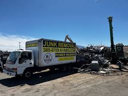 Best Construction Debris Removal  in August, CA